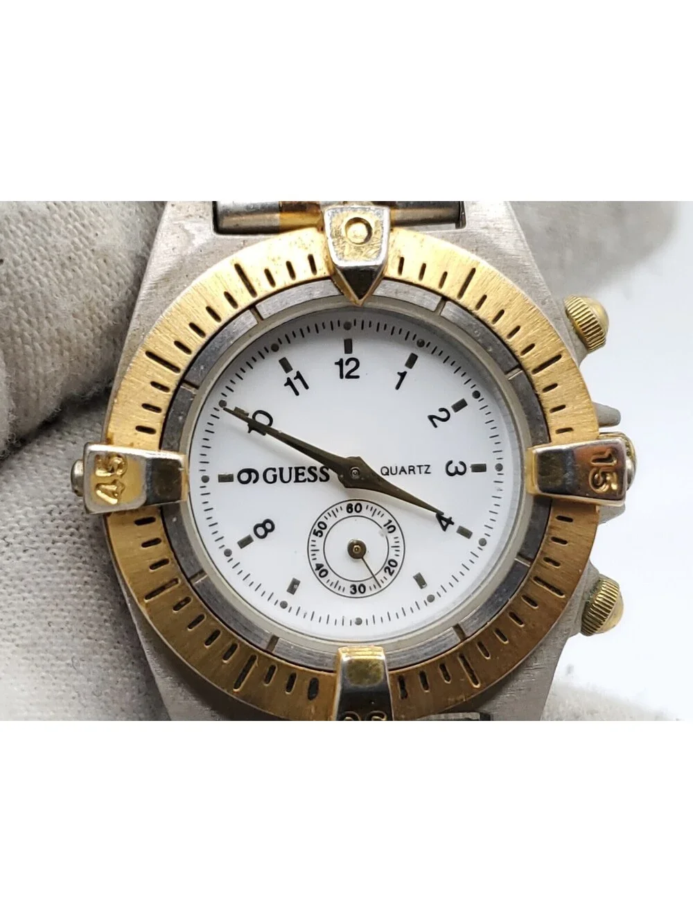 Guess Quartz Watch Womens Small Seconds Hand Dial White Two-Tone 30mm